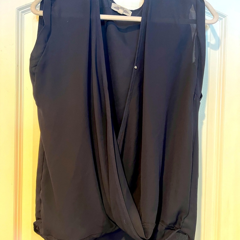 Hippie rose top size large guc